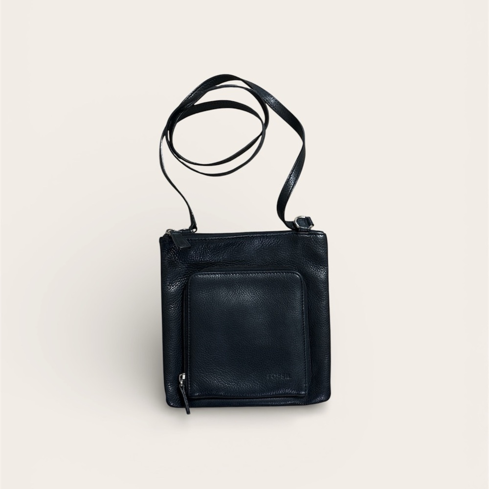 Vintage Fossil Black Leather Crossbody Bag